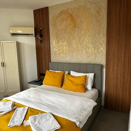 Hotel Sever *