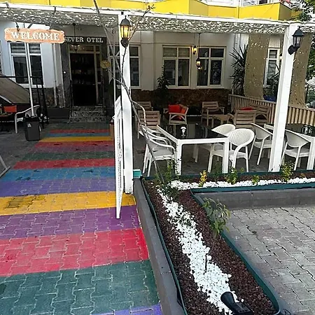 Hotel Sever *